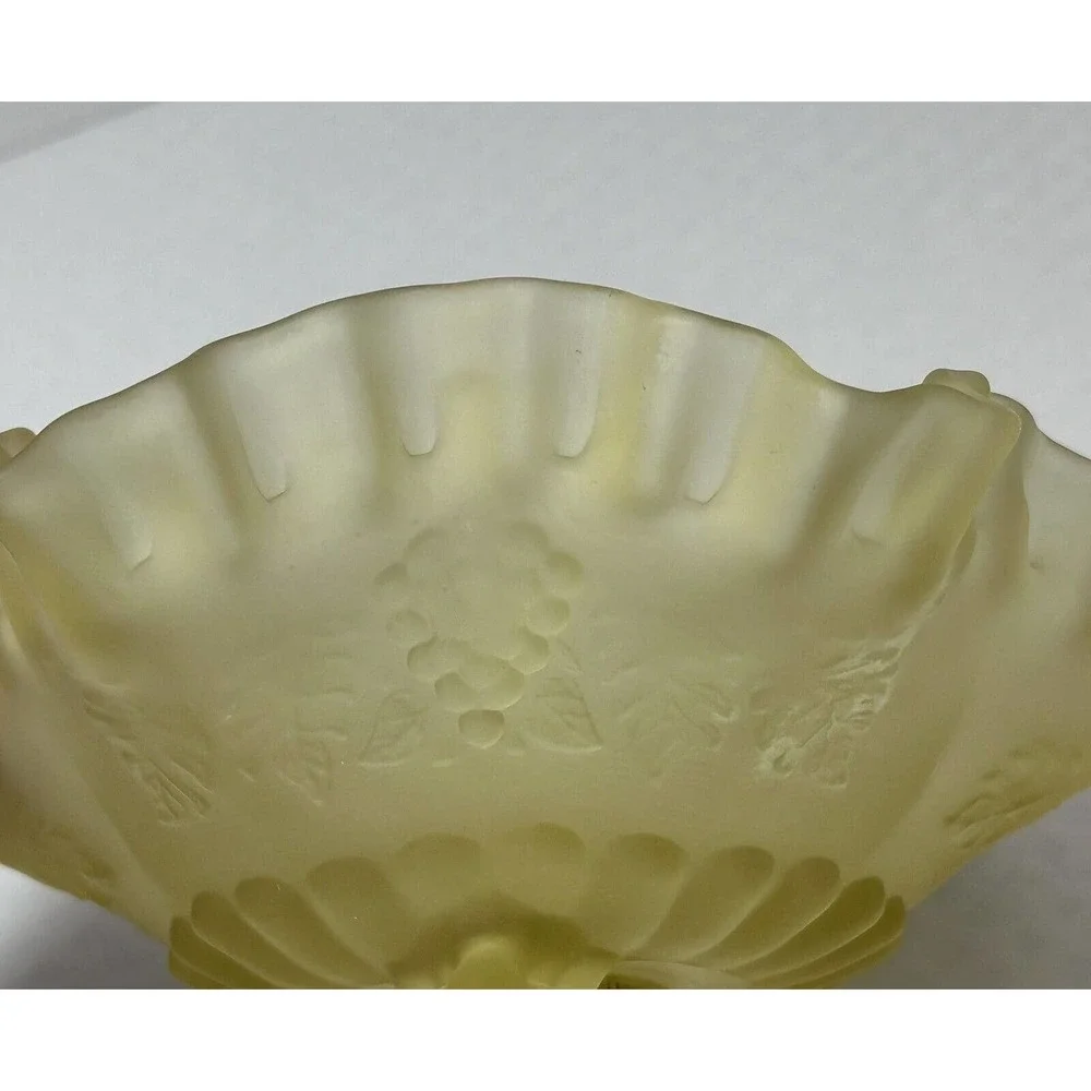 Westmoreland Glass Yellow Satin 3 Footed Bowl Double‎ Crimped Edge Paneled Grape